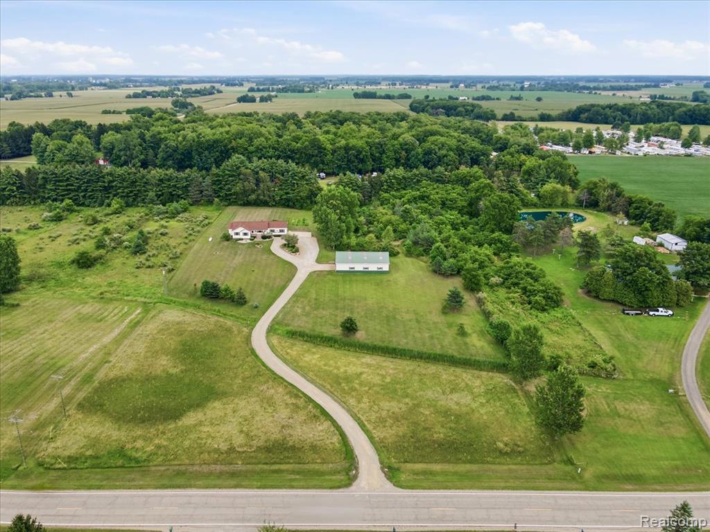 main property photo 43
