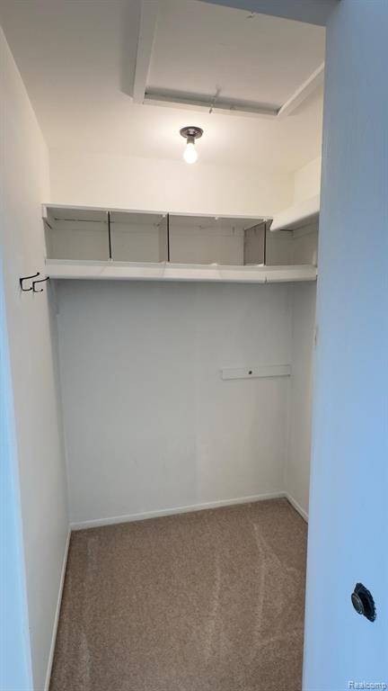 property viewer photo 30