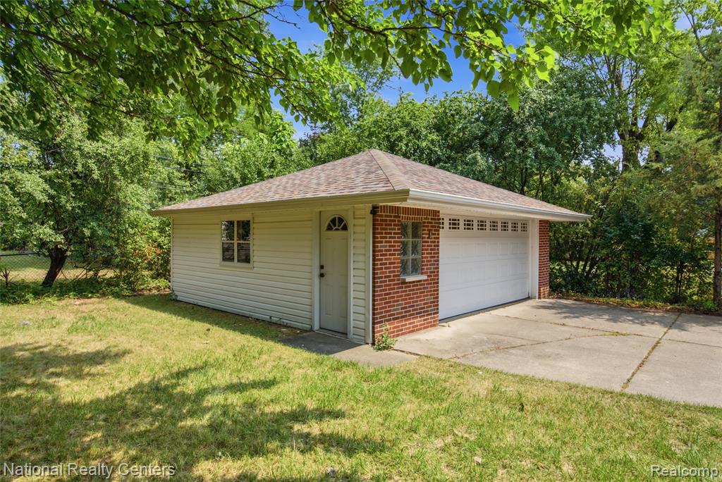 property viewer photo 30
