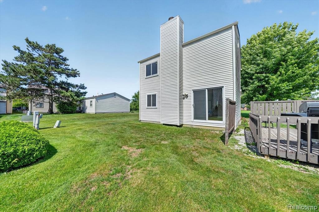 main property photo 34