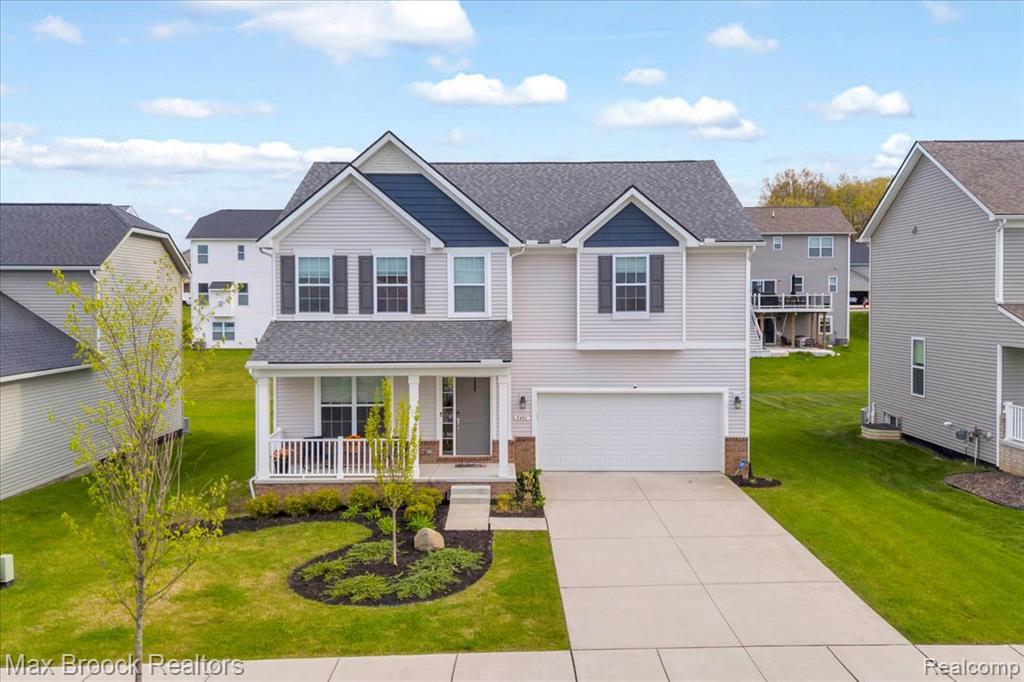 main property photo 37