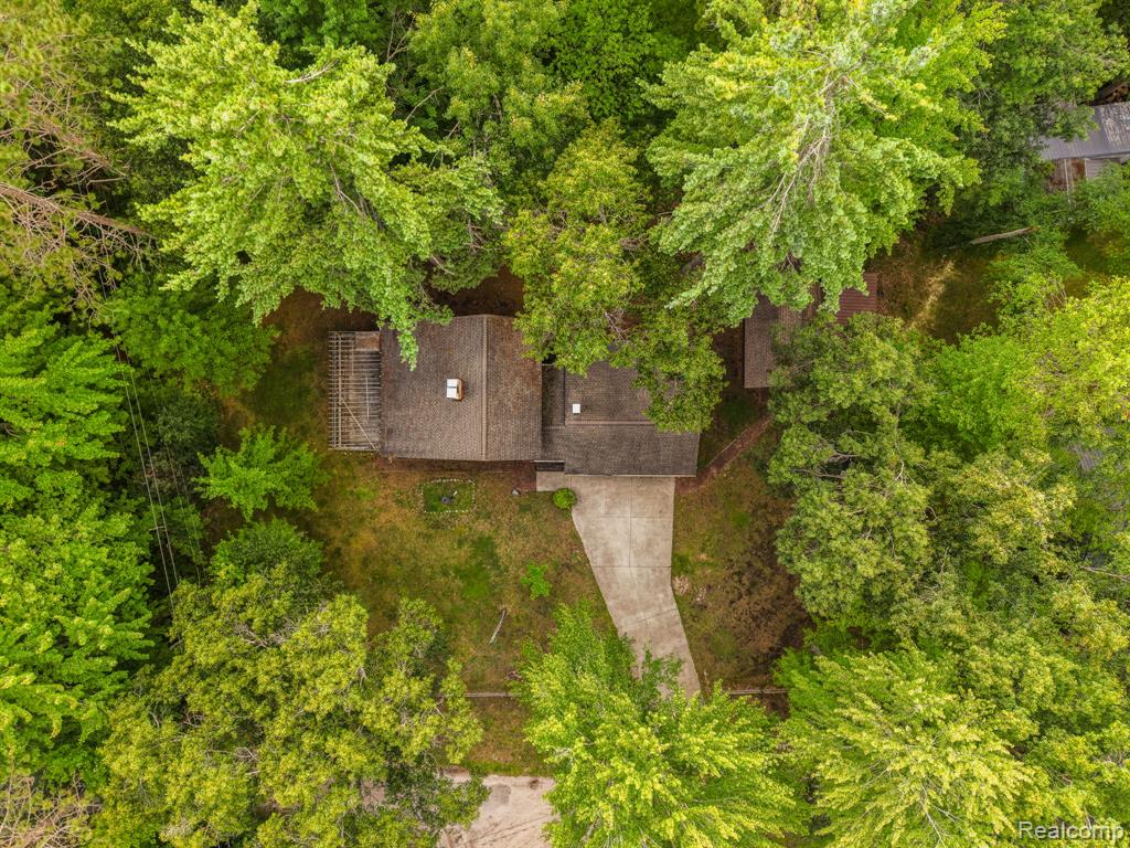 main property photo 59