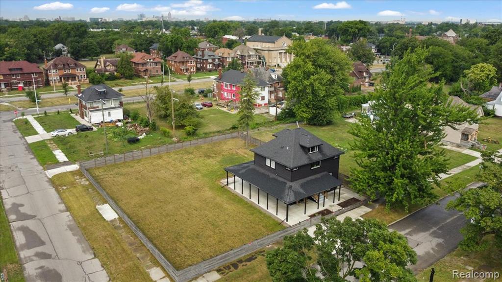 property viewer photo 49