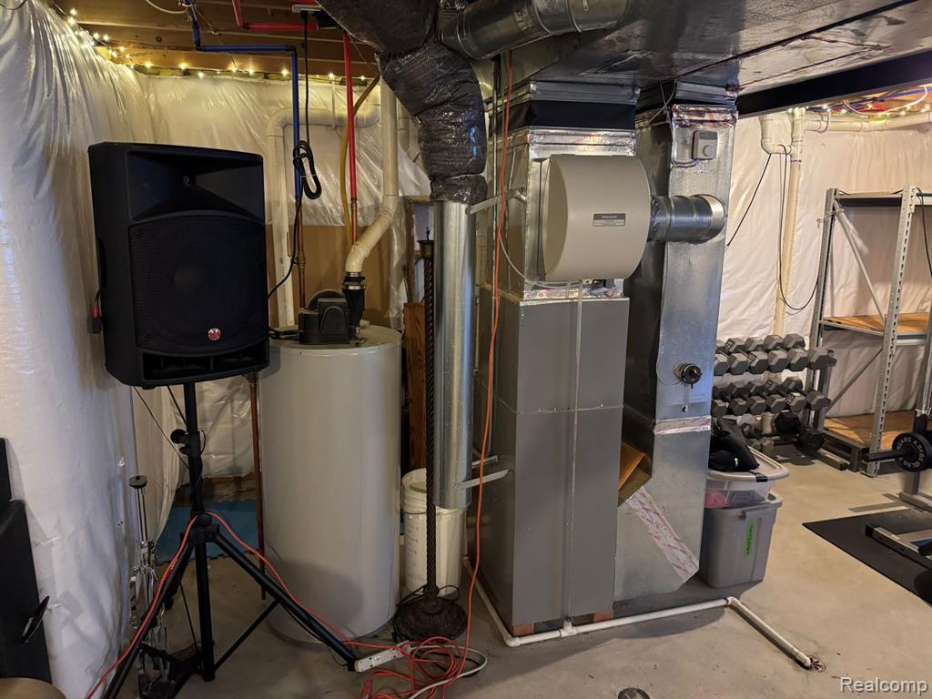 main property photo 44