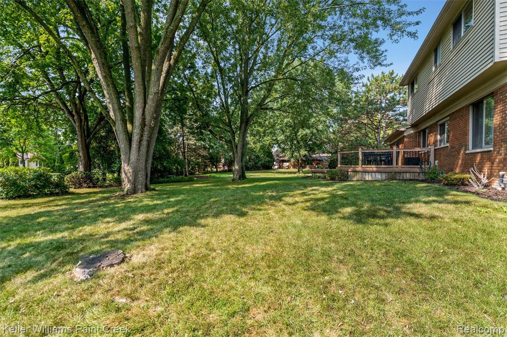 main property photo 45