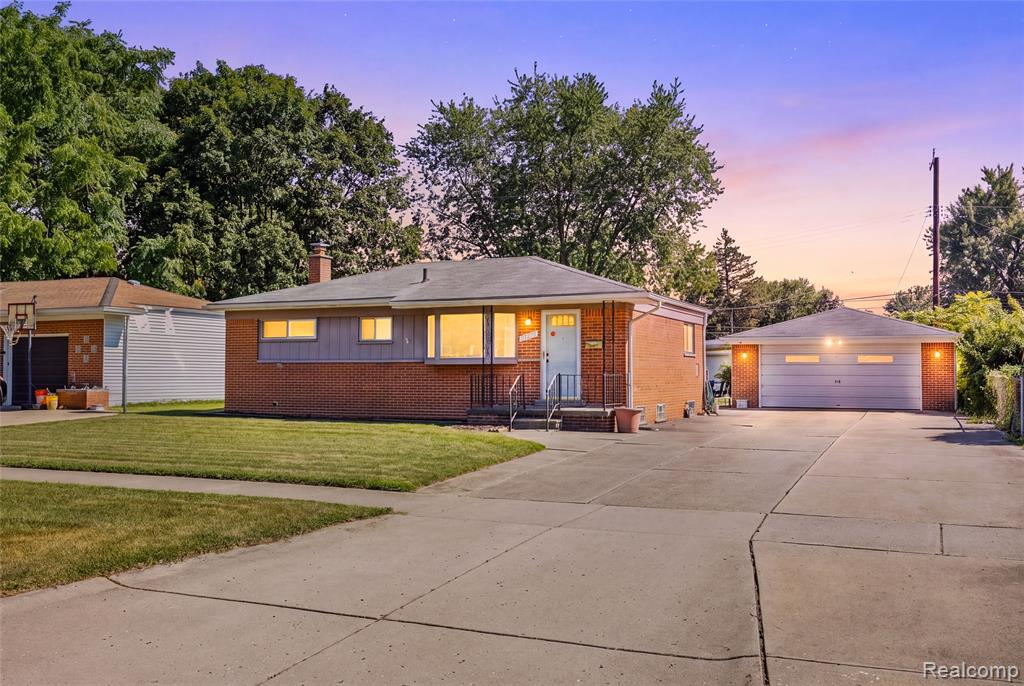 main property photo 1