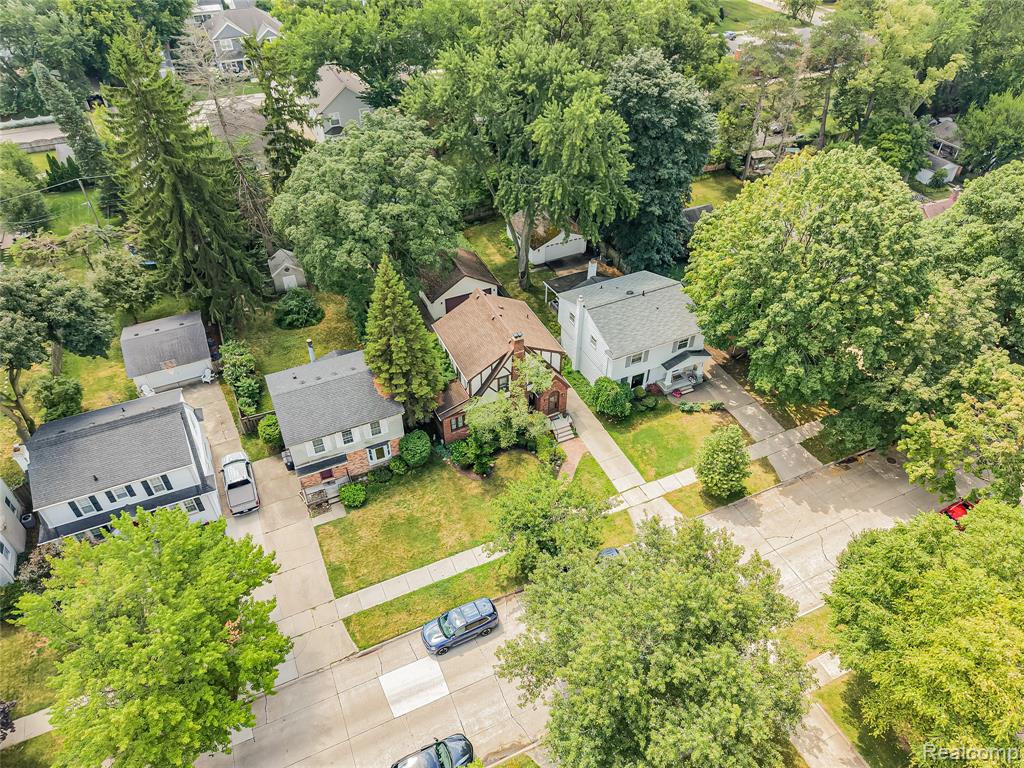 main property photo 63
