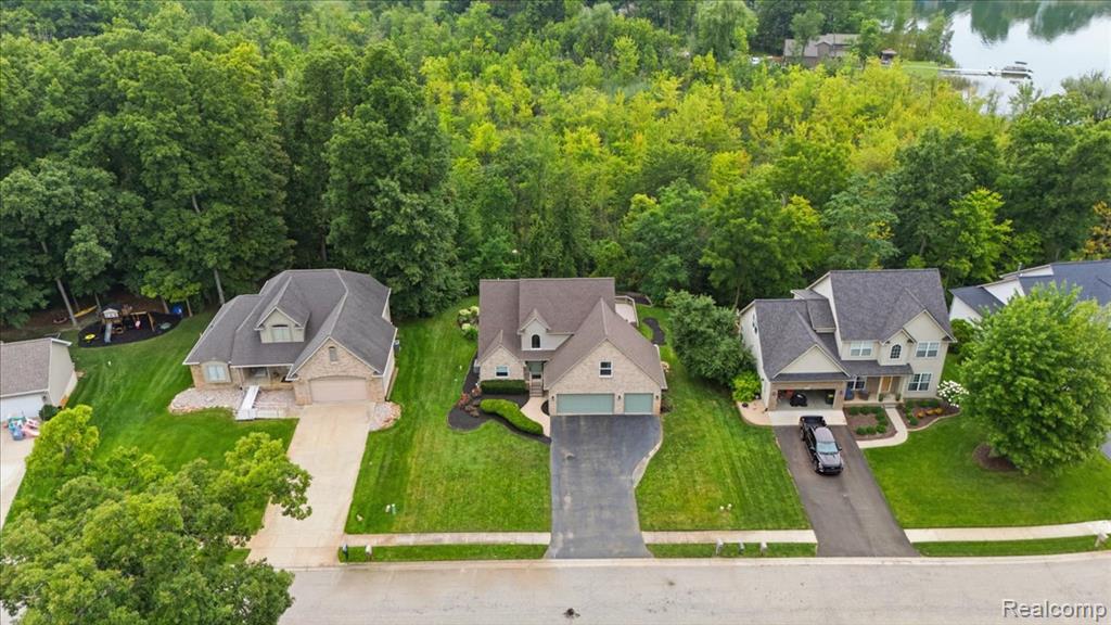 main property photo 64