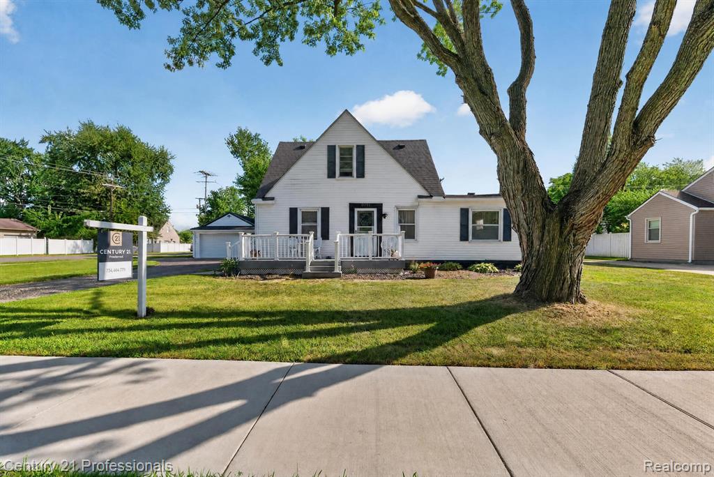 main property photo 2