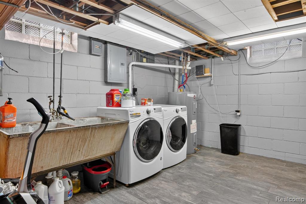 main property photo 31