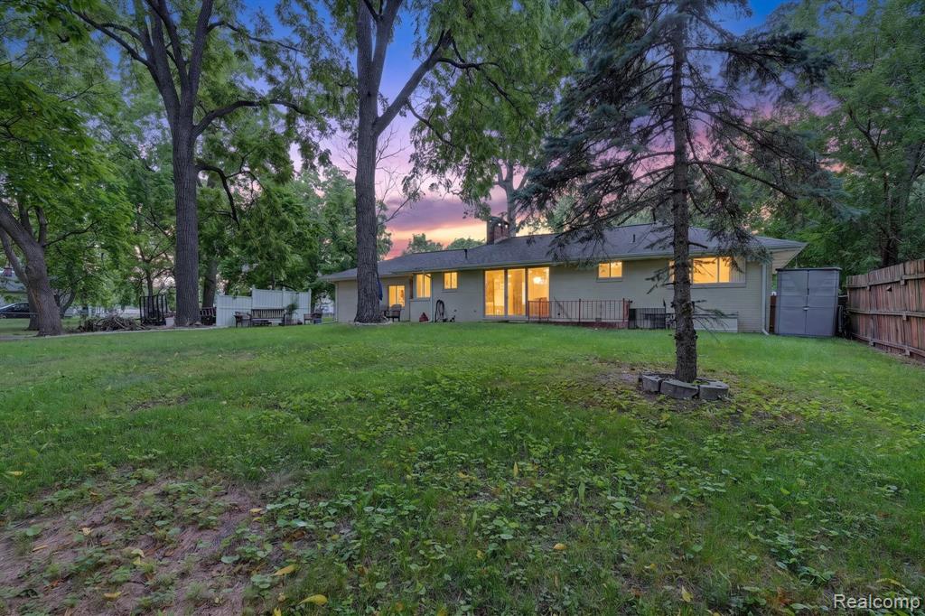 main property photo 32