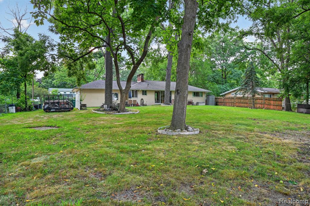main property photo 45