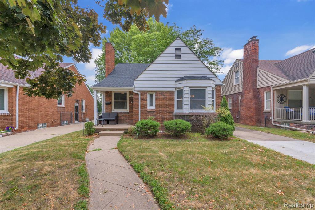 main property photo 2