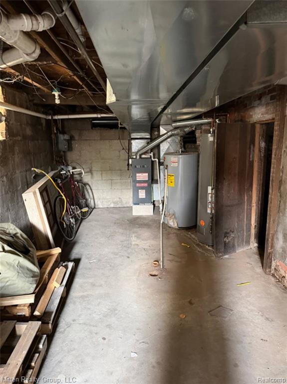 main property photo 17