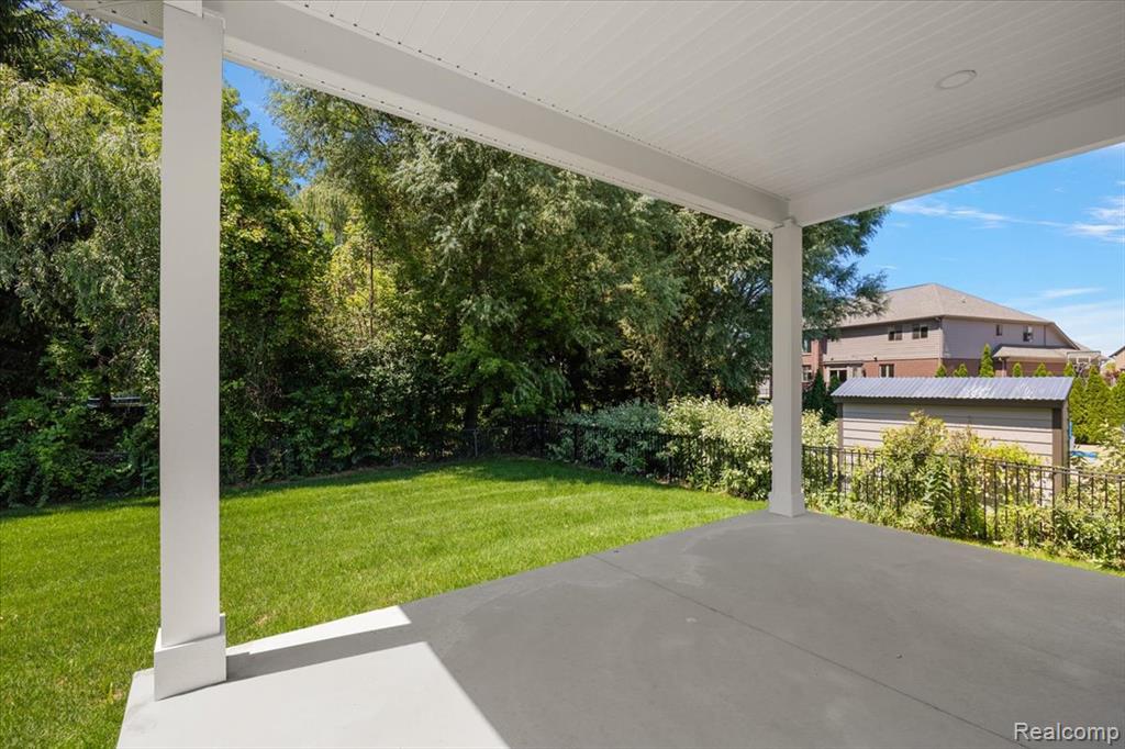 main property photo 54