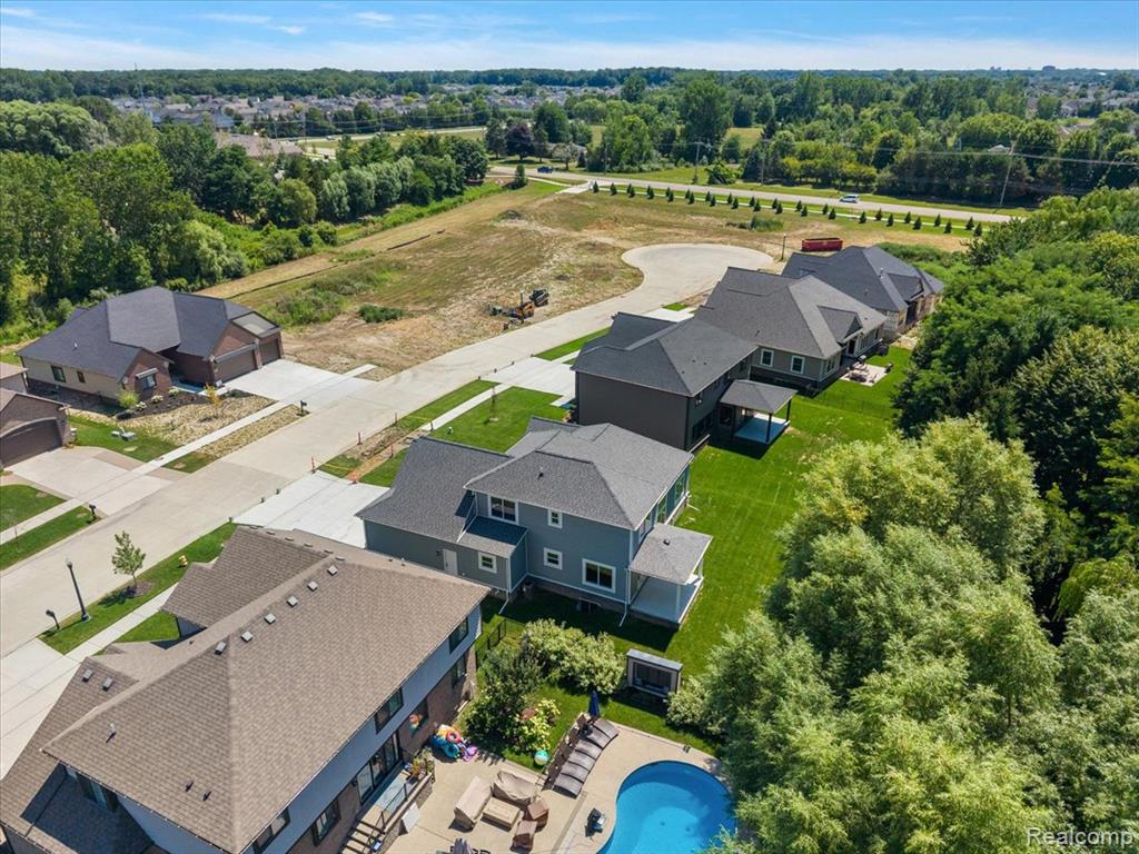 main property photo 66