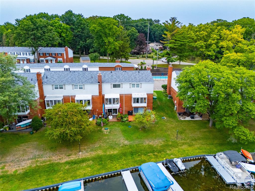 main property photo 46