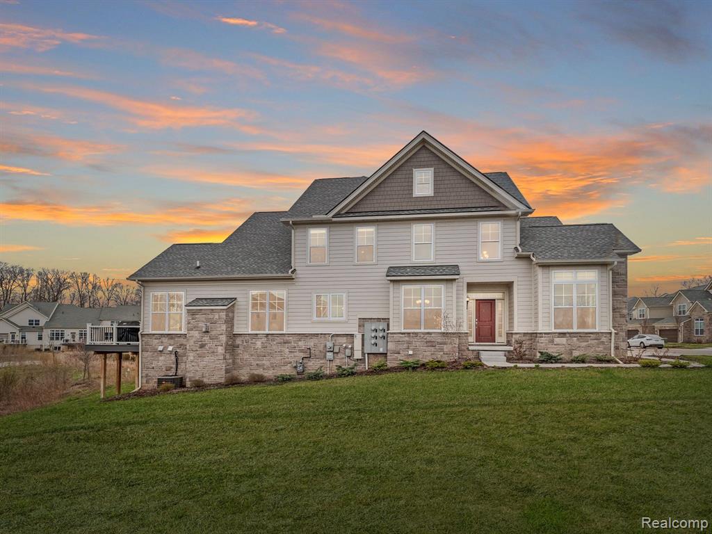 main property photo 23