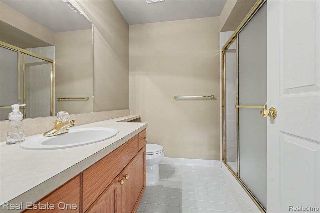 property viewer photo 9