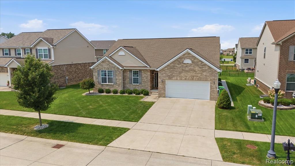 main property photo 47