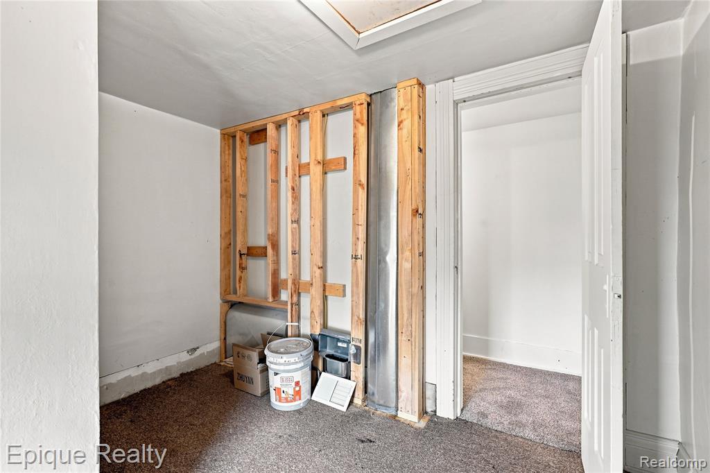 main property photo 60