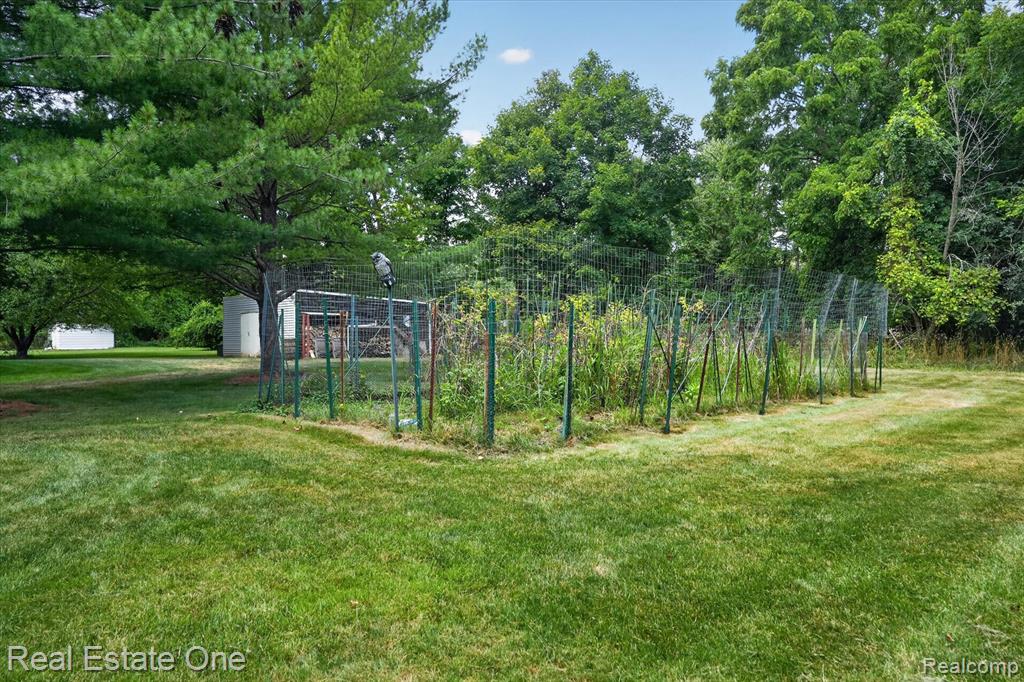 main property photo 48