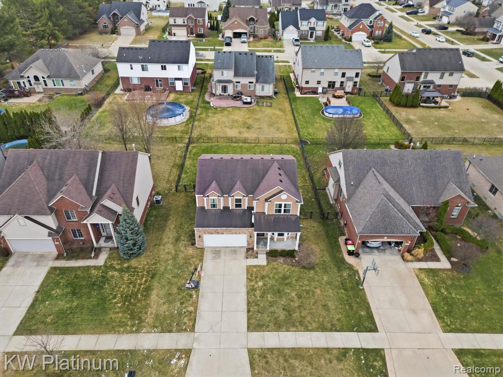 main property photo 41