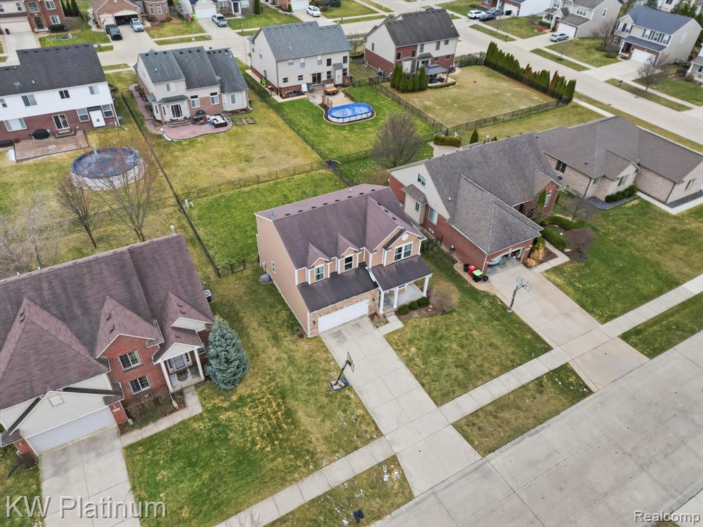 main property photo 42