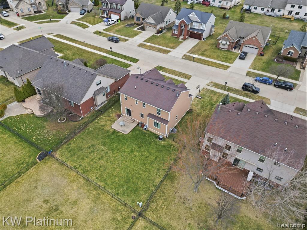 main property photo 43