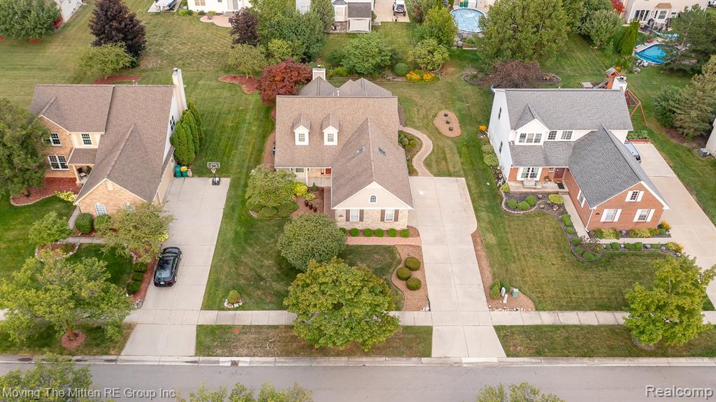 main property photo 60