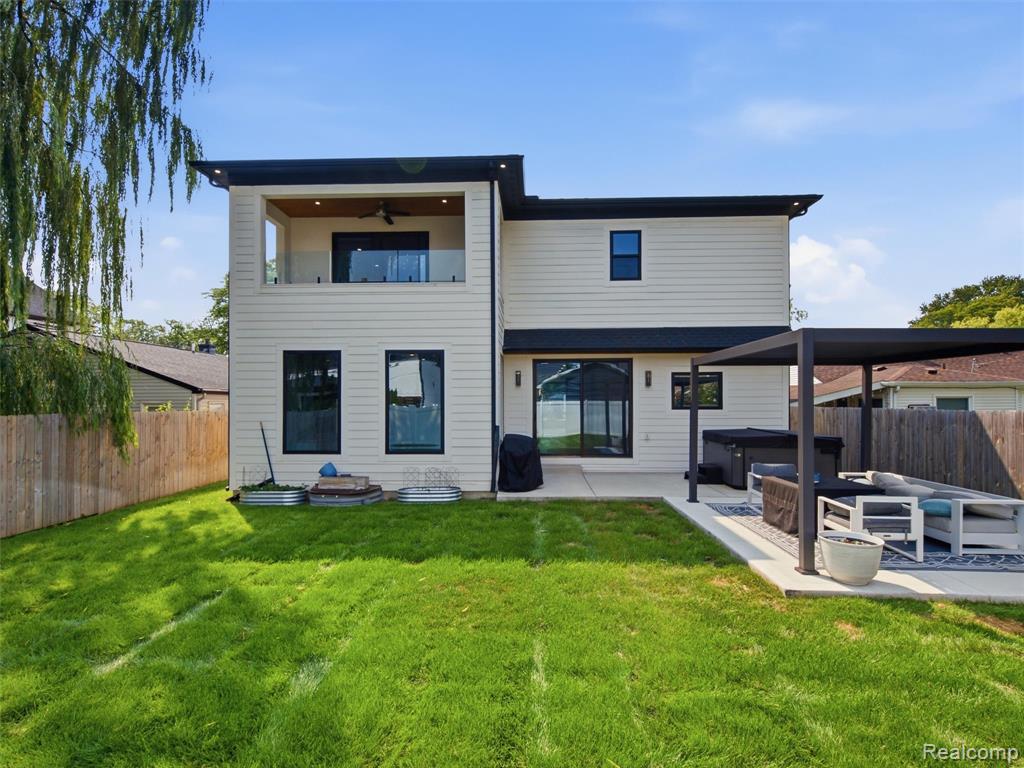main property photo 57