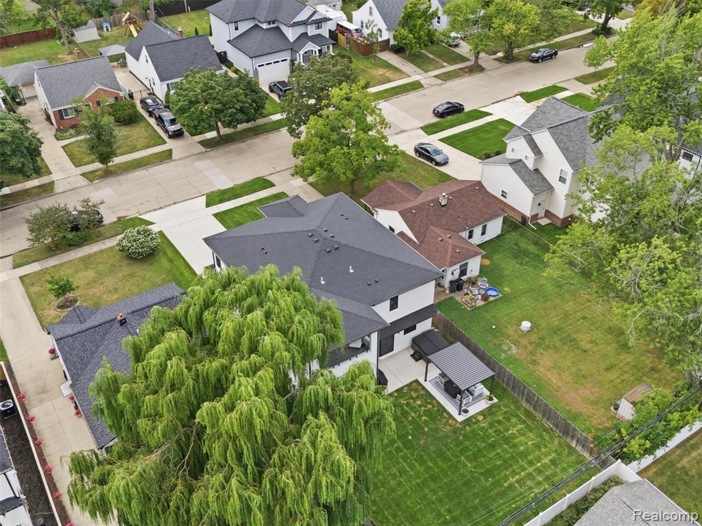 main property photo 65