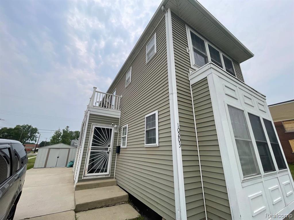 main property photo 24