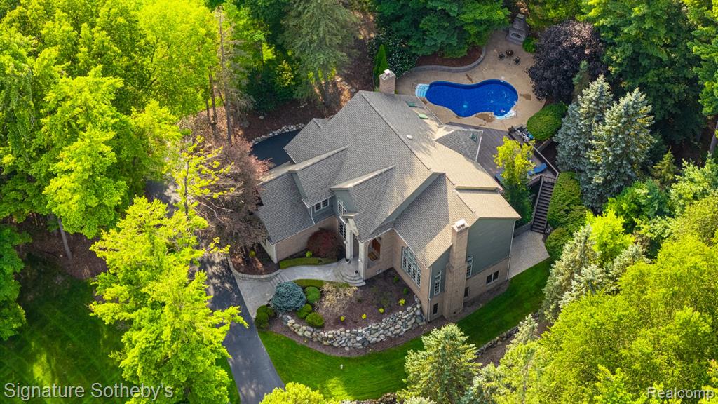 main property photo 3
