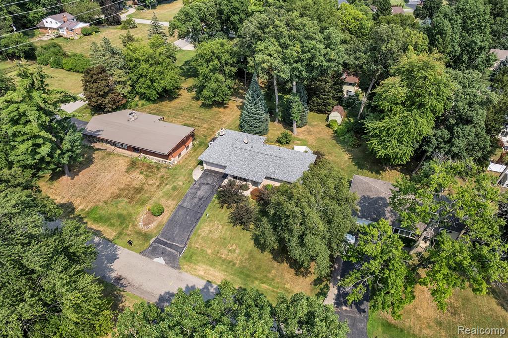 main property photo 59