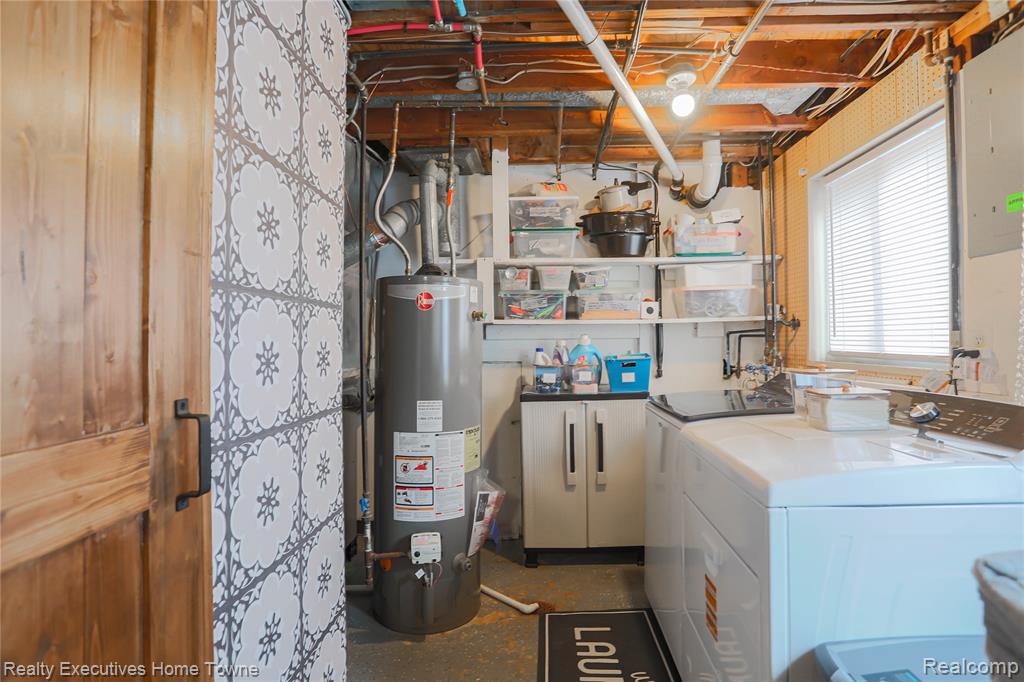 main property photo 38