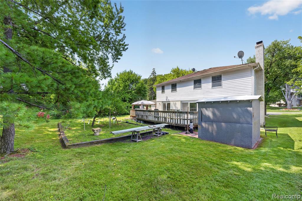 main property photo 50