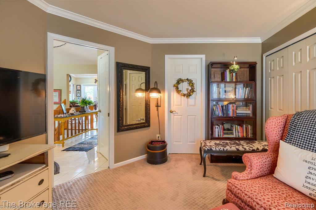 main property photo 63