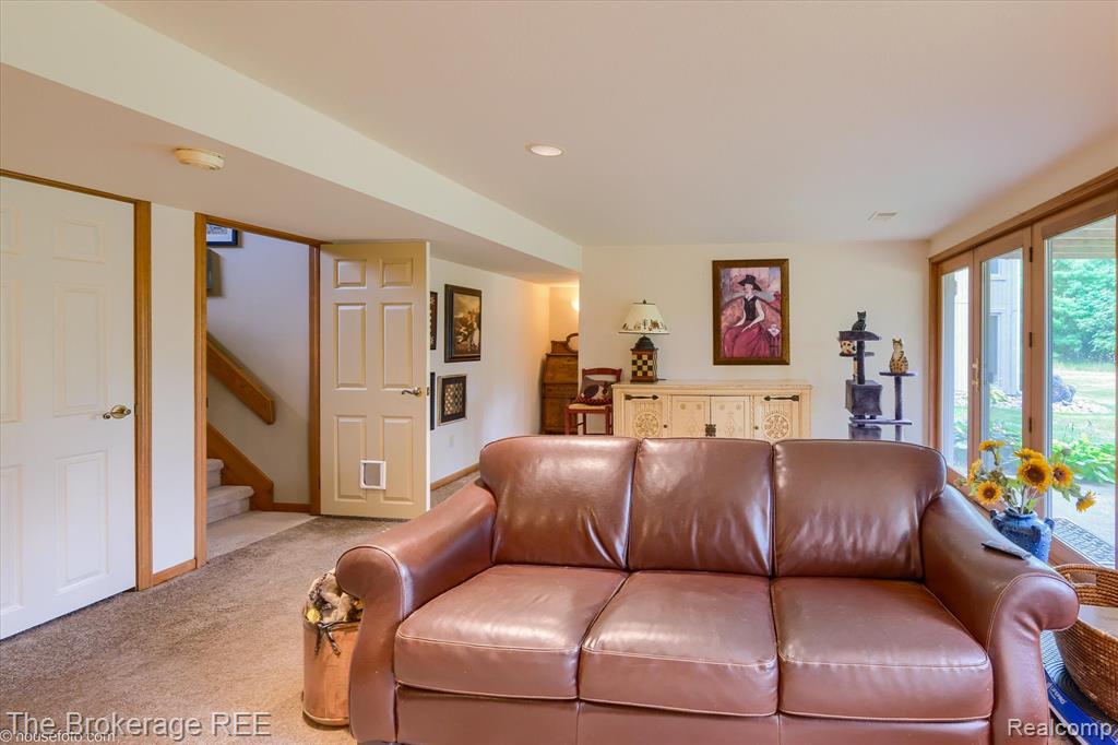 main property photo 69