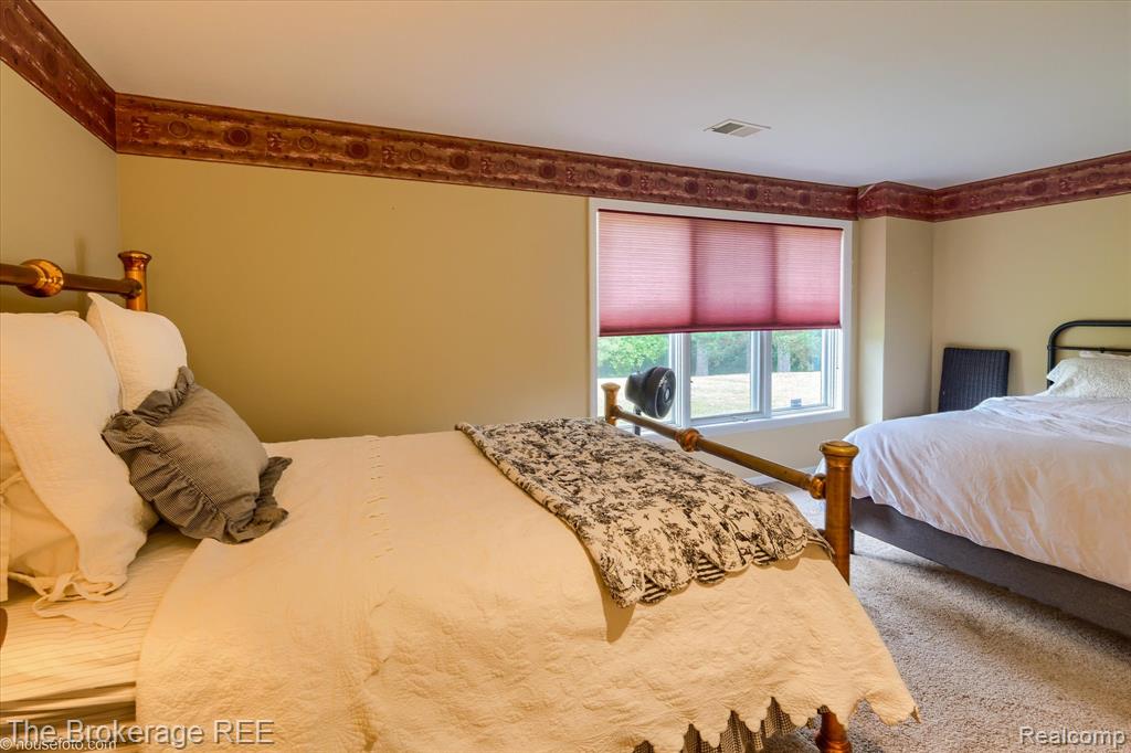 main property photo 73