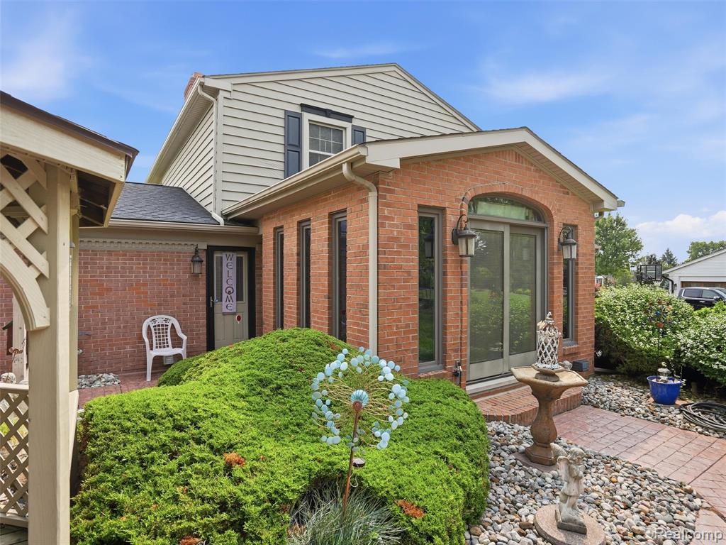 main property photo 6