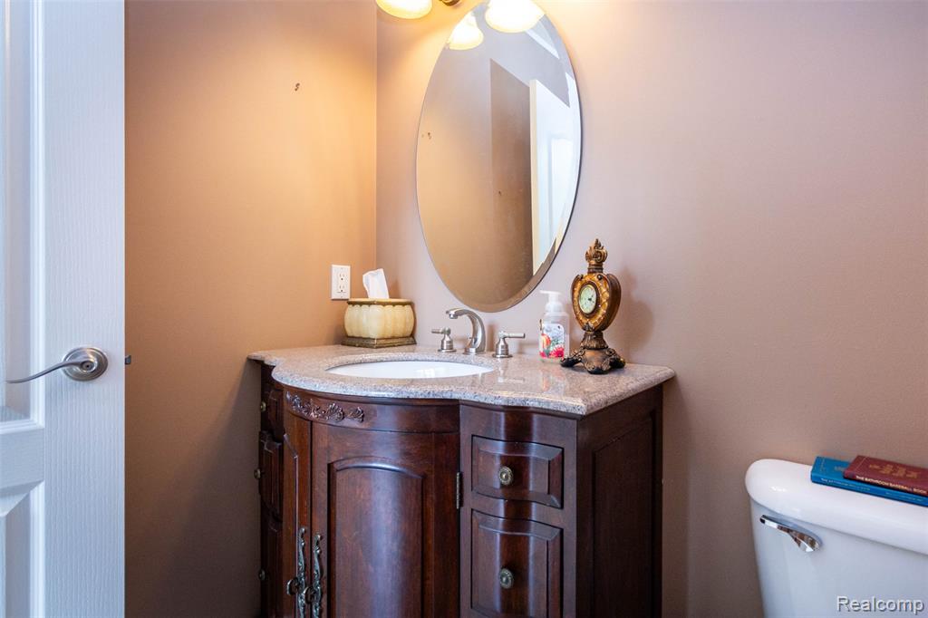 main property photo 54