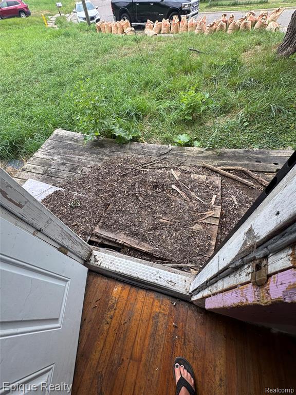 main property photo 24