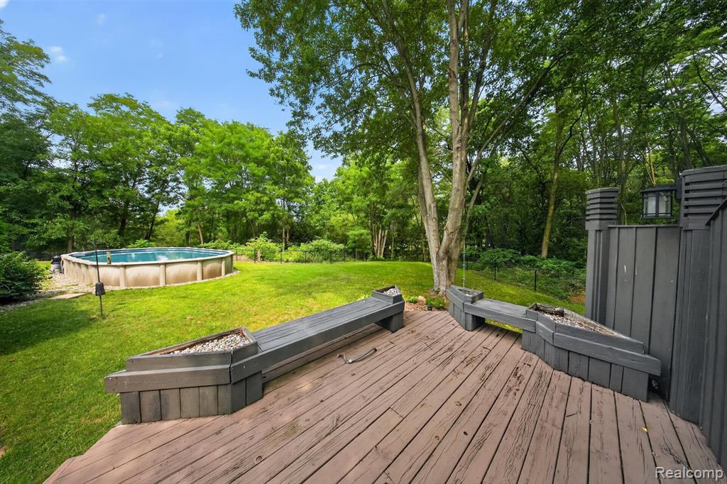 main property photo 49