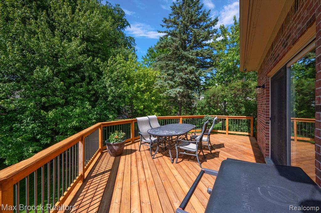 main property photo 62
