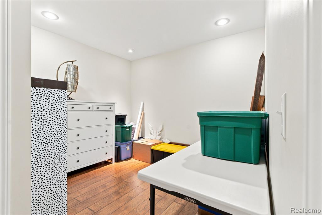 main property photo 57