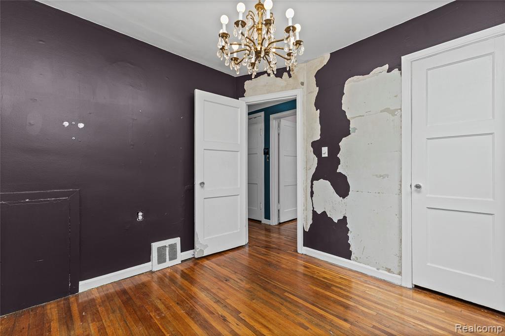 property viewer photo 21