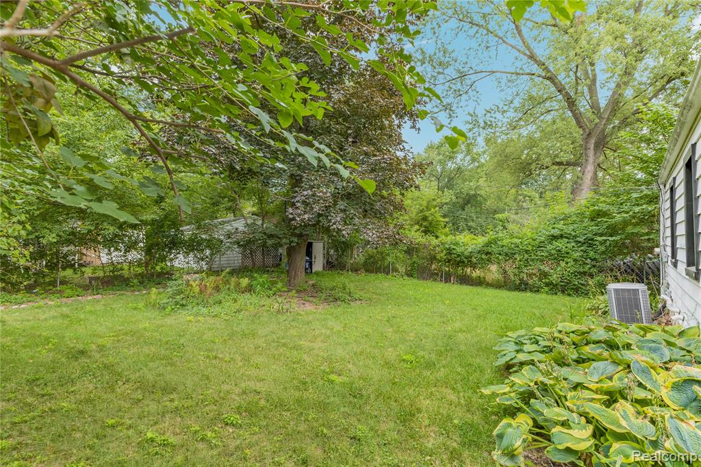 property viewer photo 36