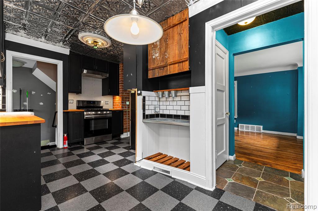 property viewer photo 9
