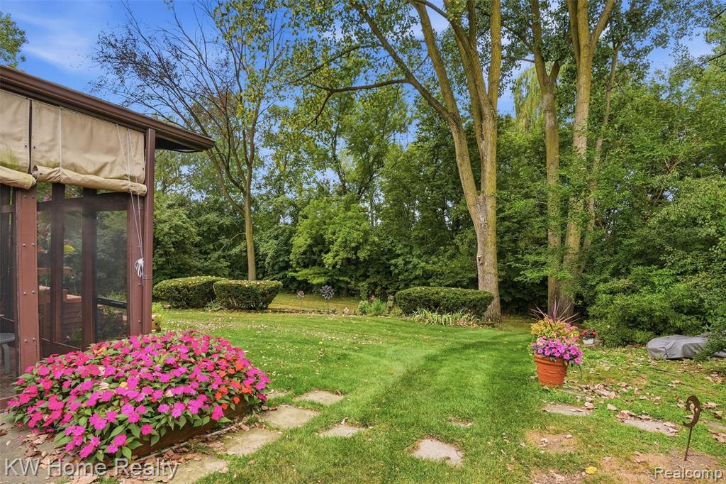 main property photo 64